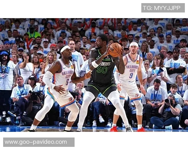 官宣：森林狼正式与朱利叶斯-兰德尔完成续约，打造全新锋线王朝