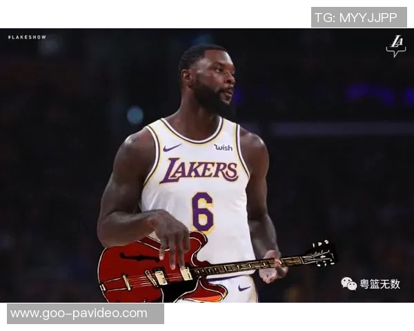 活宝一个！史蒂芬森定妆照现场耍宝，笑点满满的拍摄过程揭秘