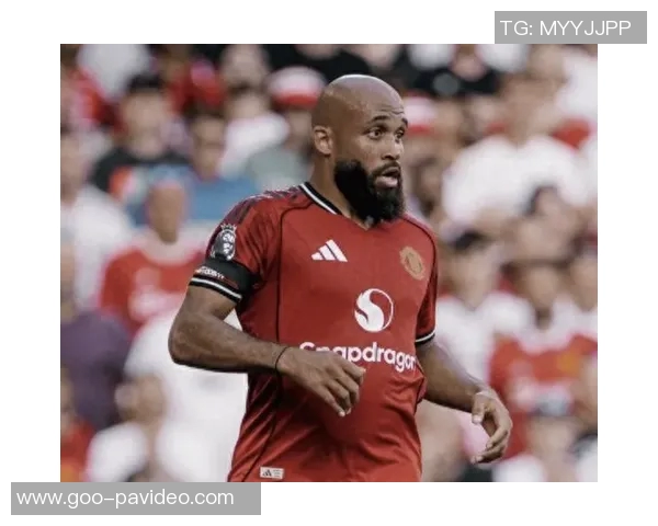 喀麦隆非洲杯大名单：姆伯莫领衔，巴索戈在列，奥纳纳无缘