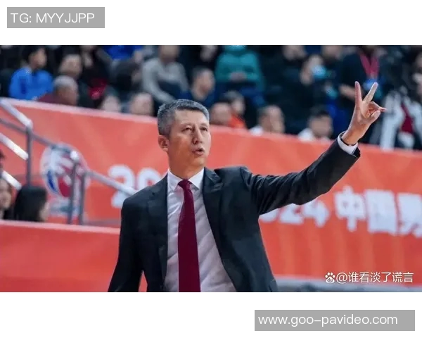 郭艾伦末节大爆发，郭士强：还需加强节奏控制——篮球场上的智慧与激情碰撞